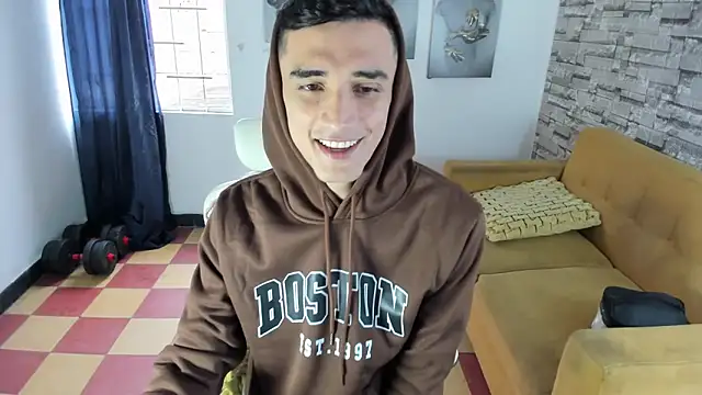 felipe colinss online show from April 8, 12:16 pm