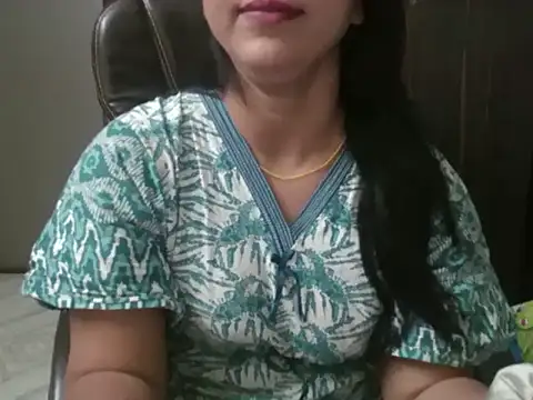 Snapshot of Adaa7 chatting on May 27, 4:48 pm Adaa7 online show from May 27, 4:48 pm