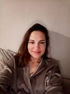 She-Moon online show from March 27, 7:24 pm