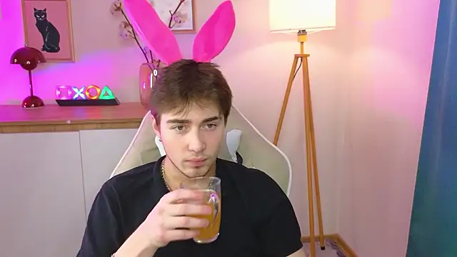 d3s dn online show from March 12, 3:18 pm