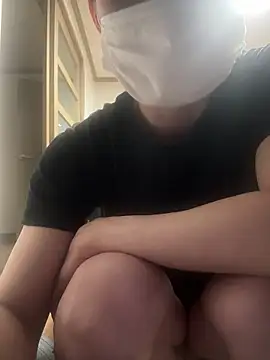 Snapshot of Alexkimsumin chatting on May 12, 1:08 pm Alexkimsumin online show from May 12, 1:08 pm