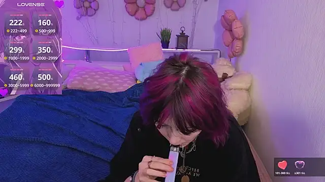 Ashley Veil online show from April 23, 8:44 pm