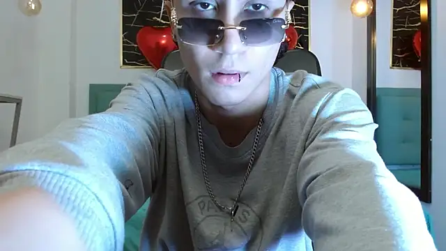 XanderGrey8 online show from February 19, 7:21 pm