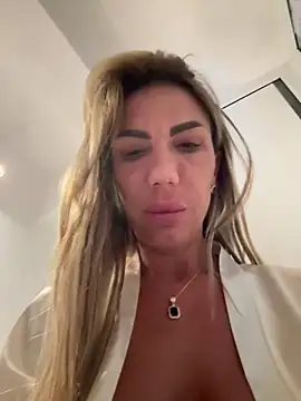 Missolevelvet online show from April 19, 6:07 pm