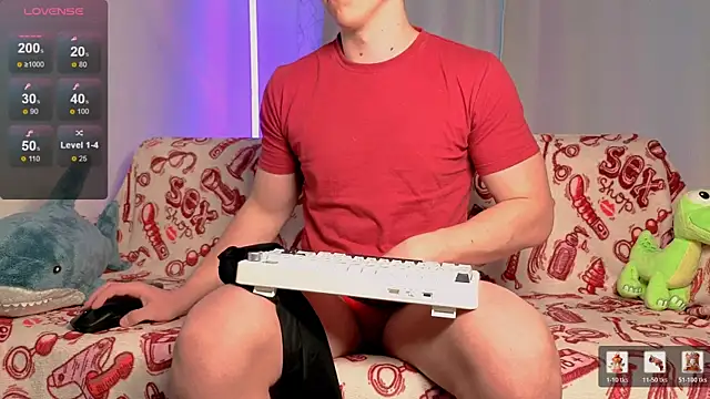 Snapshot of first_mark chatting on April 10, 4:44 pm first mark online show from April 10, 4:44 pm