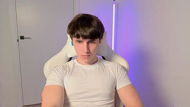 first mark online show from May 14, 5:31 pm