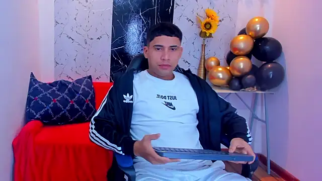 Franco ferrer online show from January 15, 8:08 am