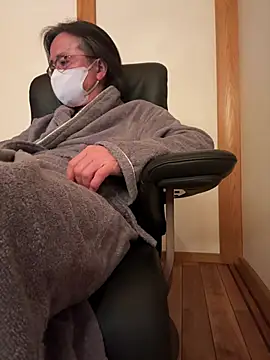 hiroshi-1964 online show from March 3, 3:29 pm