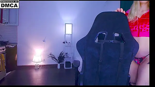 Snapshot of sailormoon666_ chatting on May 18, 1:45 am sailormoon666 online show from May 18, 1:45 am