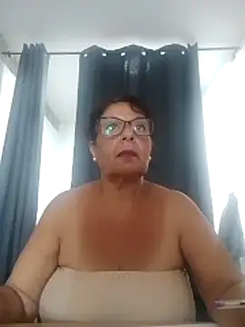 anaisytu online show from June 4, 9:59 am