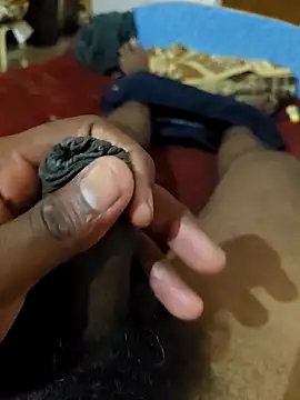 modelSpidy online show from March 17, 4:32 pm