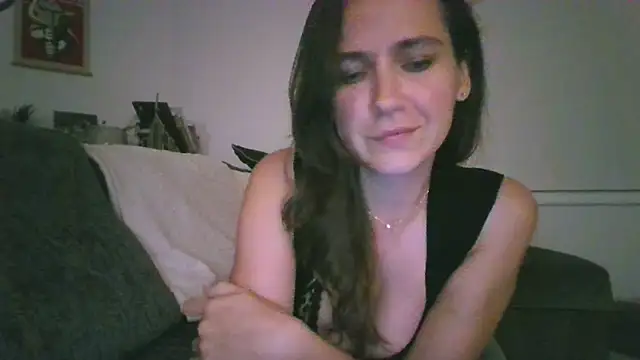 Snapshot of Luxyssa chatting on June 27, 10:37 pm Luxyssa online show from June 27, 10:37 pm