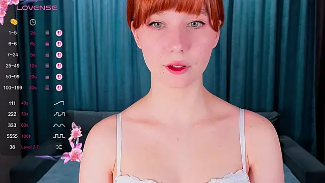 CatherineCummi online show from April 13, 7:25 am