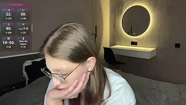 ChrisAmott online show from April 24, 4:09 pm