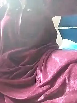 yaminicamms online show from January 16, 5:28 pm