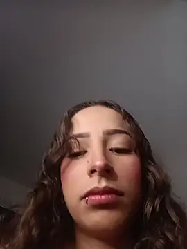 AlexxaAndRileyy online show from February 18, 1:18 pm