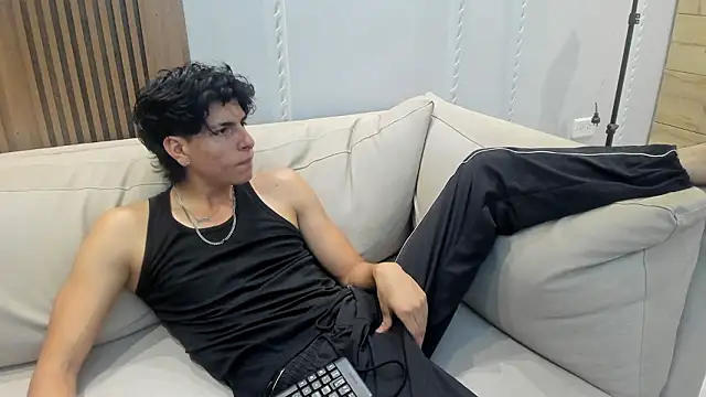 noahx valko online show from March 4, 5:13 am