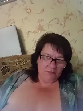 Snapshot of NysiOlsen chatting on May 30, 11:51 am NysiOlsen online show from May 30, 11:51 am