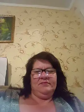 Snapshot of NysiOlsen chatting on June 18, 6:45 pm NysiOlsen online show from June 18, 6:45 pm