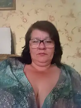 Snapshot of NysiOlsen chatting on June 20, 11:35 am NysiOlsen online show from June 20, 11:35 am
