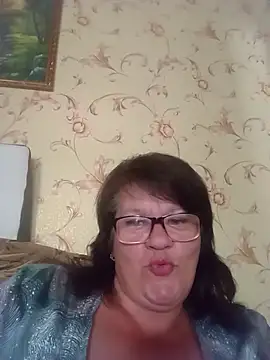 Snapshot of NysiOlsen chatting on June 28, 10:32 am NysiOlsen online show from June 28, 10:32 am