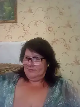 Snapshot of NysiOlsen chatting on July 19, 3:38 pm NysiOlsen online show from July 19, 3:38 pm