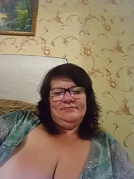 Snapshot of NysiOlsen chatting on July 29, 8:51 pm NysiOlsen online show from July 29, 8:51 pm