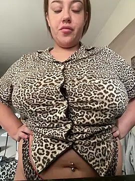 Princess-ivyxoxo online show from June 23, 8:01 am