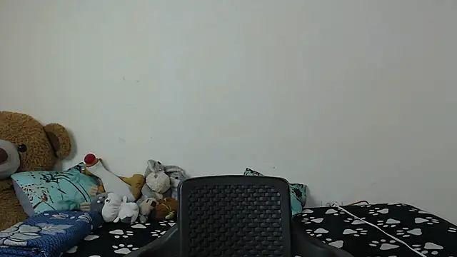 Snapshot of Chloe_Candys chatting on June 4, 10:21 am Chloe Candys online show from June 4, 10:21 am