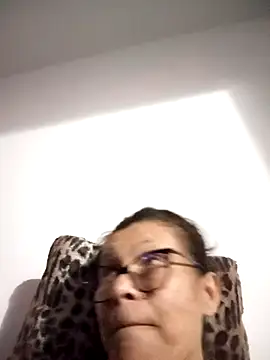 Snapshot of janehotmilf chatting on February 16, 5:31 pm janehotmilf online show from February 16, 5:31 pm