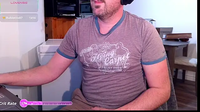 Snapshot of Greyd333 chatting on May 28, 9:45 pm Greyd333 online show from May 28, 9:45 pm