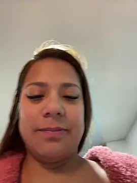 Pretty  Milf online show from April 24, 9:45 am