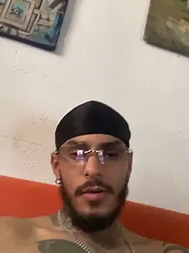 liyamjunior online show from February 9, 4:22 pm