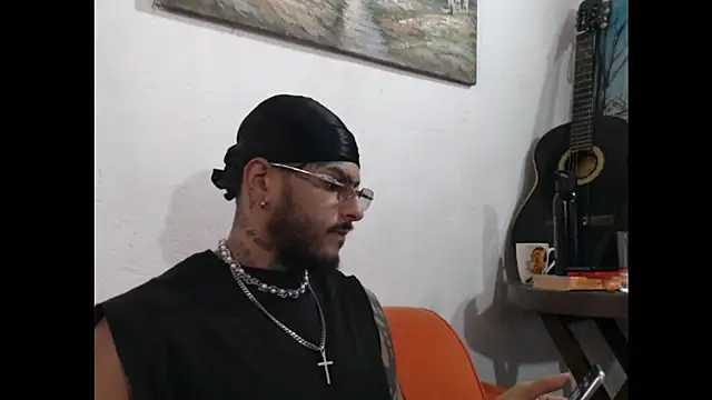 liyamjunior online show from February 15, 5:09 pm