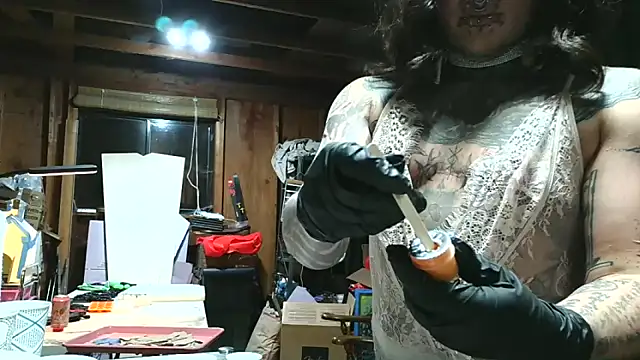 Snapshot of VeraVendetta chatting on February 10, 8:07 am VeraVendetta online show from February 10, 8:07 am