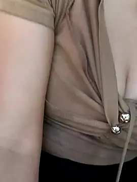 miumiu sexy2x online show from February 28, 9:10 am