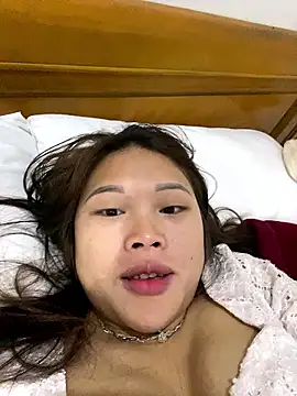 Emxinh123cute online show from January 15, 3:22 am