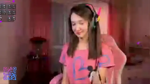 MarcelaBlas online show from April 24, 2:08 pm