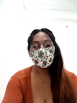 Your-Sasha7 online show from February 19, 7:37 am