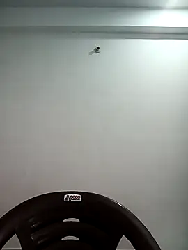 Your-Sasha7 online show from April 25, 7:11 am