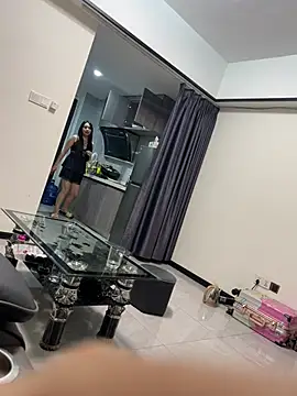 ll aaa online show from February 11, 8:14 pm