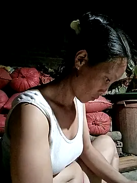 Diana-02 online show from April 19, 11:20 am