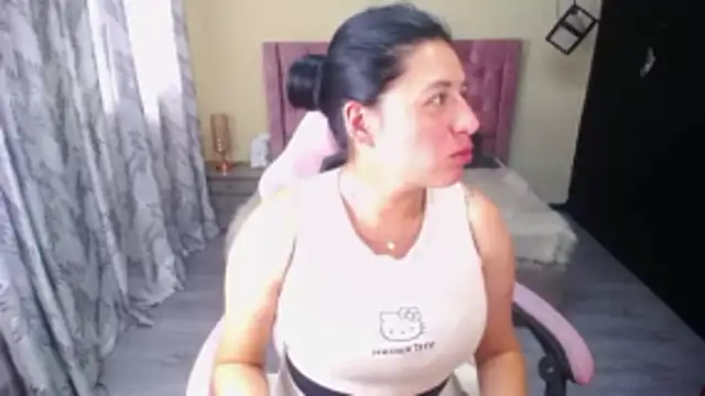 keileen luna online show from April 21, 8:12 pm