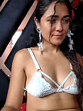 Freyarosse online show from February 17, 9:10 pm