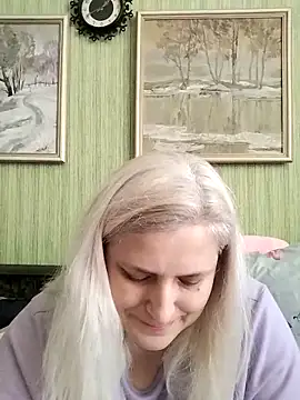 NyushaLollipop online show from April 6, 10:38 am