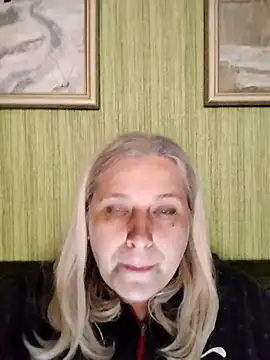 Snapshot of NyushaLollipop chatting on May 10, 4:34 pm NyushaLollipop online show from May 10, 4:34 pm