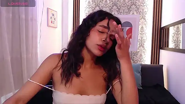 Nyxx Velariia online show from March 25, 3:51 pm