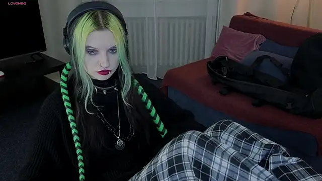 ToxicKittyy online show from March 7, 10:07 pm