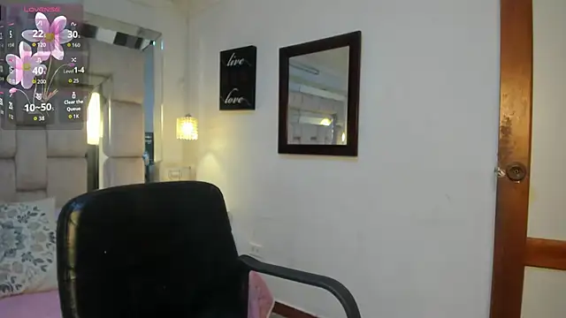 SofiaMilfx69 online show from March 19, 1:48 pm