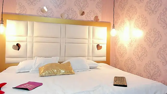 sweet alyssa07 online show from January 16, 11:36 am